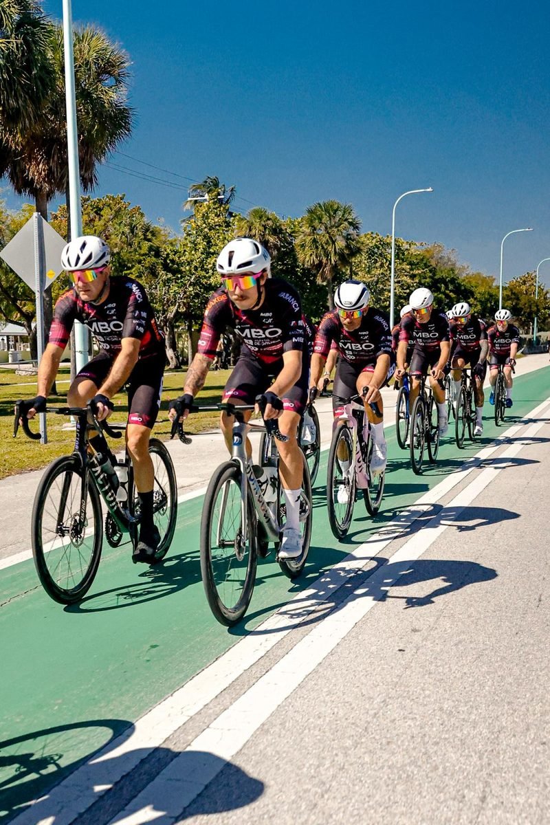 Cycling team lined up for full bike service in Miami